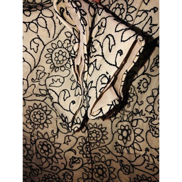 W Work to Weekend floral embroidered jacket 10 black and beige 55% linen - Picture 8 of 11